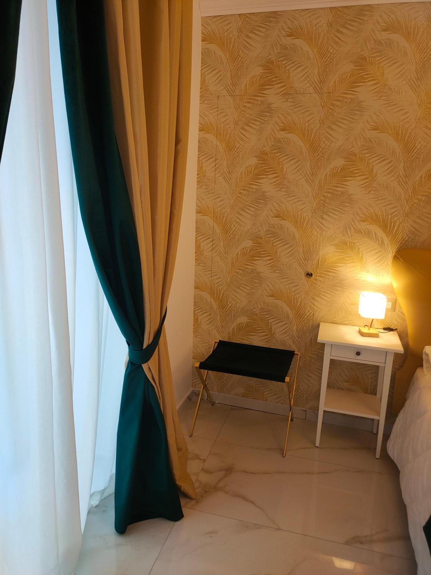 Hotel Napoli Sogno Infinito Esterno foto