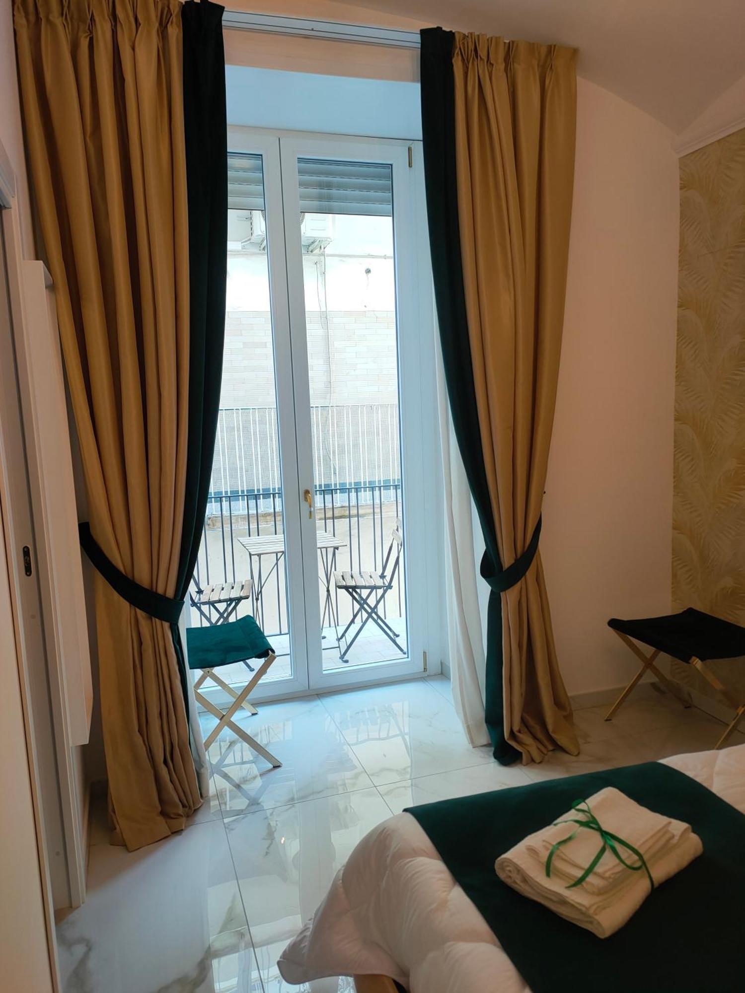 Hotel Napoli Sogno Infinito Esterno foto
