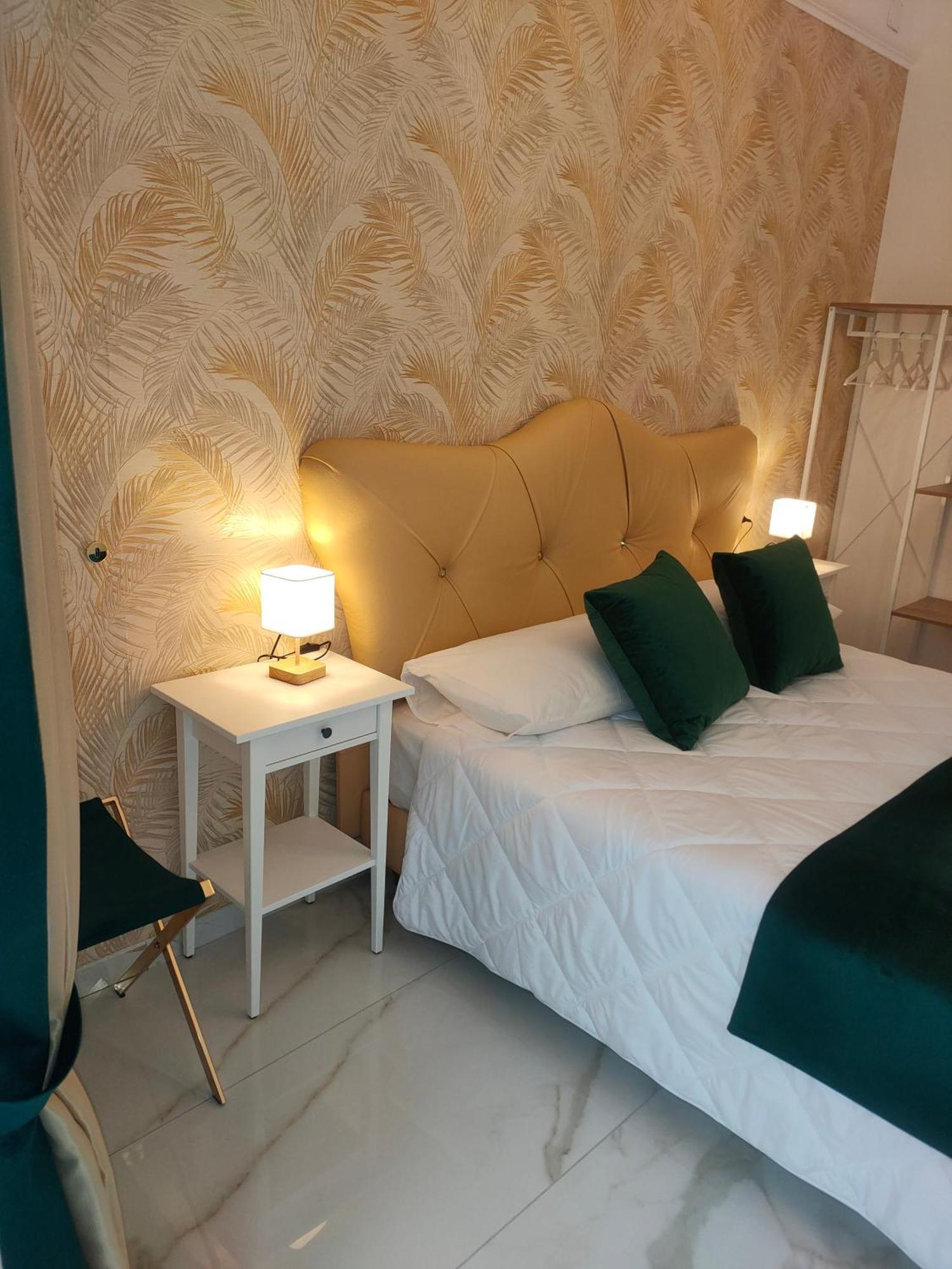 Hotel Napoli Sogno Infinito Esterno foto