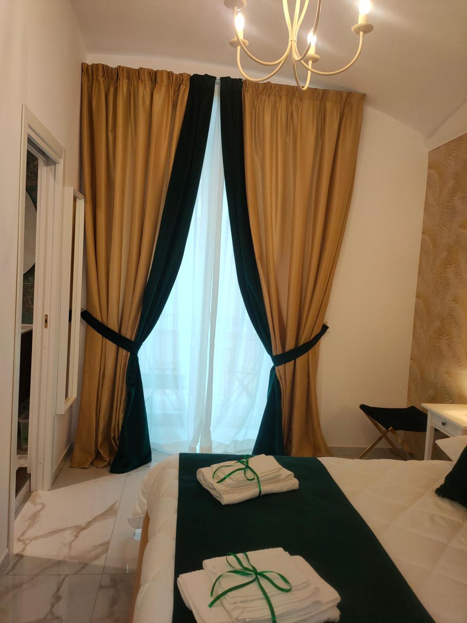 Hotel Napoli Sogno Infinito Esterno foto